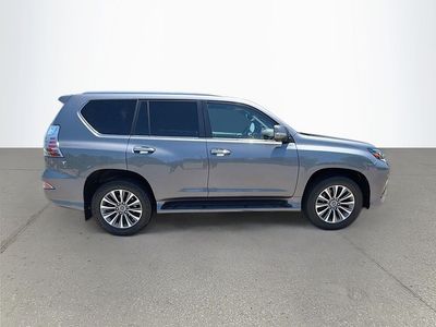 2022 Lexus GX 460 — rear three-quarter view