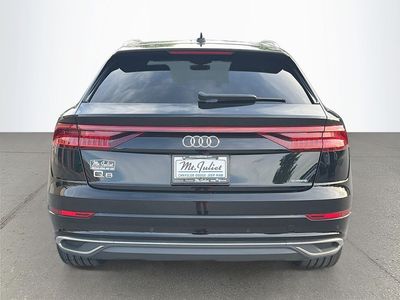 2021 Audi Q8 — detail view