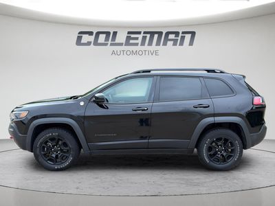 2022 Jeep Cherokee — detail view