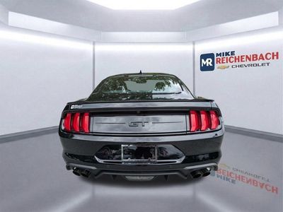 2022 Ford Mustang — detail view
