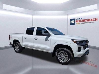 2025 Chevrolet Colorado — side profile view