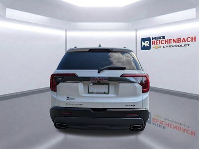 2022 GMC Acadia — detail view