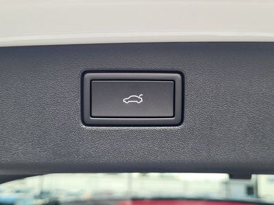 2026 Volkswagen Tiguan — detail view