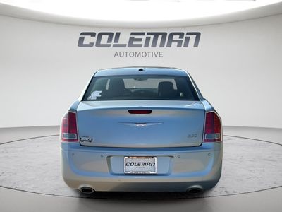2013 Chrysler 300 — interior view