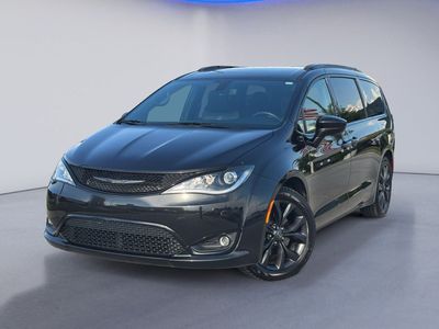 2020 Chrysler Pacifica — side profile view