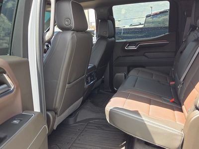 2024 GMC Sierra 1500 — detail view