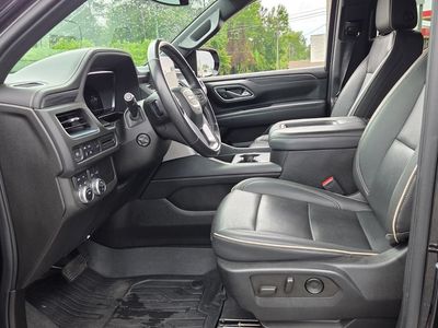 2022 GMC Yukon XL — rear three-quarter view