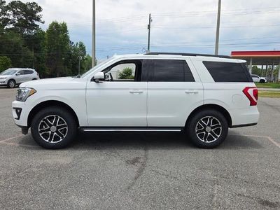 2021 Ford Expedition — side profile view