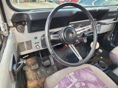 1983 Jeep CJ-7 — interior view