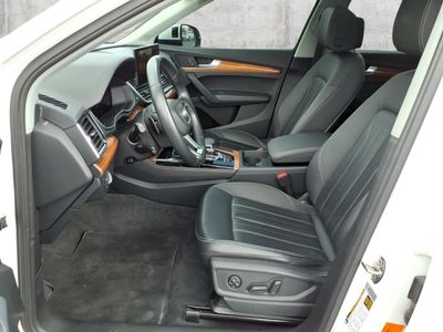 2023 Audi Q5 — interior view