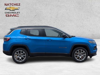 2025 Jeep Compass — detail view