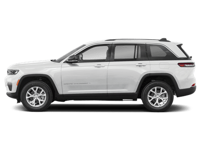 2022 Jeep Grand Cherokee — interior view