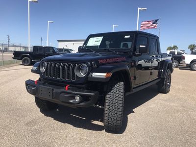 2025 Jeep Gladiator — rear three-quarter view