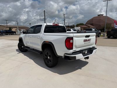 2023 GMC Canyon — detail view
