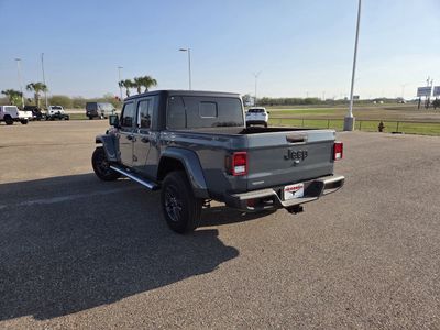 2025 Jeep Gladiator — detail view