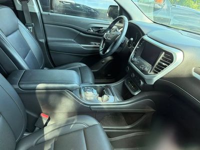 2021 GMC Acadia — detail view