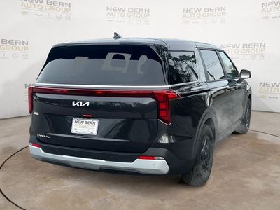 2026 Kia Carnival — detail view