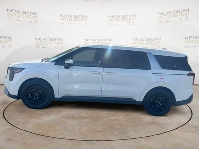 2026 Kia Carnival — side profile view