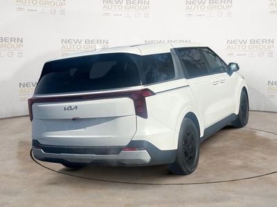 2026 Kia Carnival — detail view