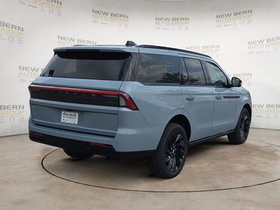 2026 Lincoln Navigator — detail view