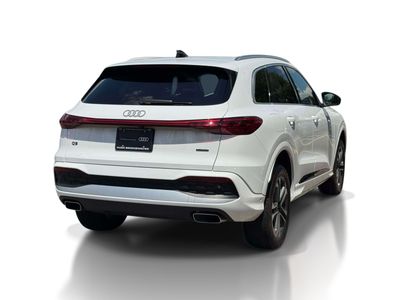 2025 Audi Q5 — interior view