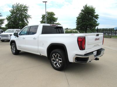 2024 GMC Sierra 1500 — detail view