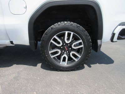 2024 GMC Sierra 1500 — interior view