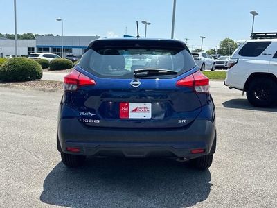 2019 Nissan Kicks — detail view