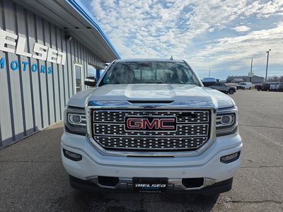 2016 GMC Sierra 1500 — rear three-quarter view