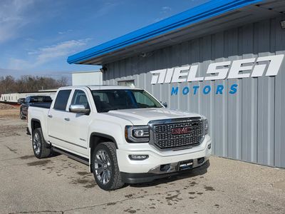 2016 GMC Sierra 1500 — interior view