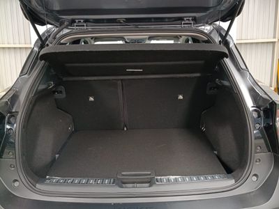 2025 Nissan KICKS — detail view