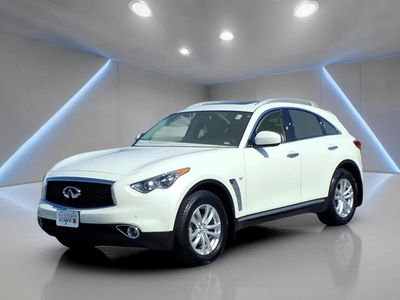 2017 INFINITI QX70 — side profile view