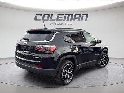 2025 Jeep Compass — detail view