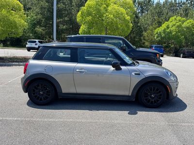 2020 MINI Cooper — interior view
