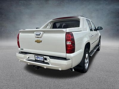 2013 Chevrolet Avalanche — detail view