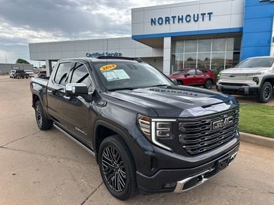 2022 GMC Sierra 1500 — interior view