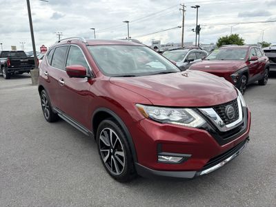 2019 Nissan Rogue — rear three-quarter view