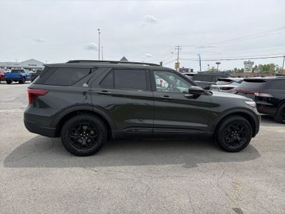 2023 Ford Explorer — detail view