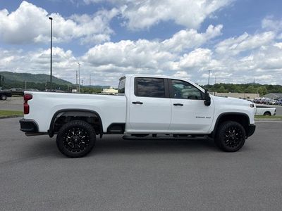 2025 Chevrolet Silverado 2500HD — detail view