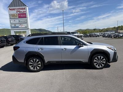 2025 Subaru Outback — detail view