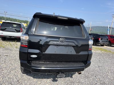 2022 Toyota 4Runner — detail view
