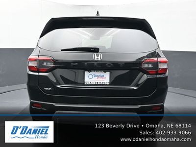2025 Honda Pilot — detail view