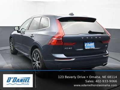 2018 Volvo XC60 — interior view