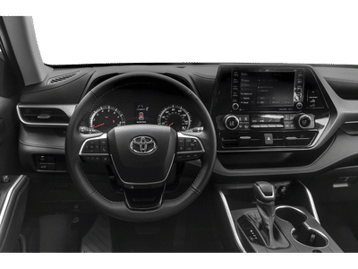 2022 Toyota Highlander — interior view