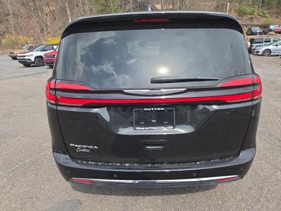 2023 Chrysler Pacifica — interior view