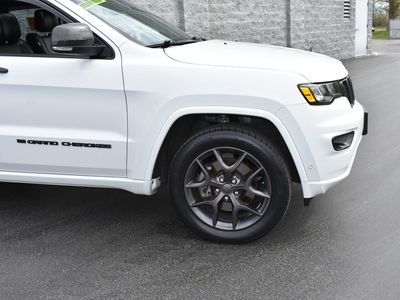 2021 Jeep Grand Cherokee — rear three-quarter view