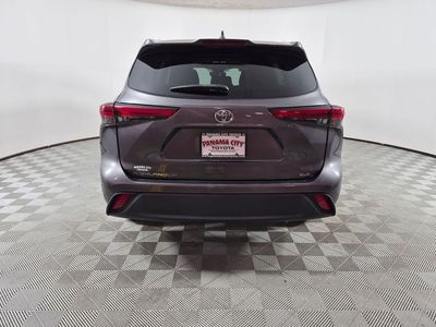 2023 Toyota Highlander — interior view