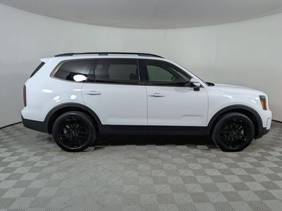 2024 Kia Telluride — side profile view