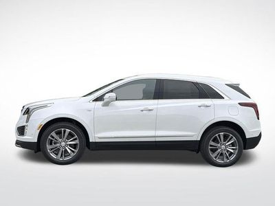 2026 Cadillac XT5 — side profile view