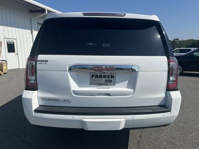 2016 GMC Yukon XL — rear three-quarter view